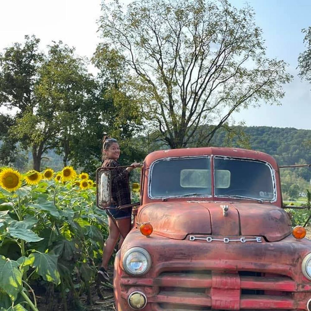 Meet your Posher, Melissa